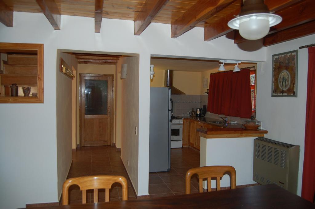Ventana A Los Cerros Villa La Angostura Exterior photo